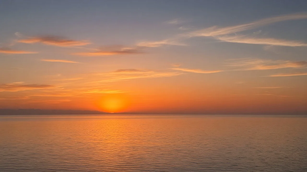 海に沈む大きな夕日